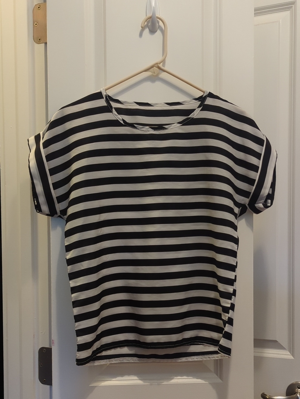 Striped Short Sleeve Women's Top - Black & White